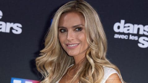 Clara Morgane dévoile les coulisses de son calendrier
