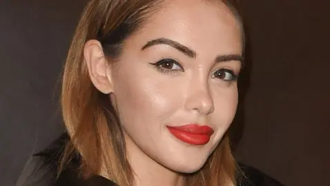 Nabilla dévoile un moment intime après son accouchement