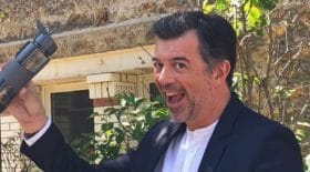 stephane-plaza-il-se-fait-une-mysterieuse-blessure-au-front