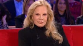 Sylvie Vartan dévoile un souvenir coquin