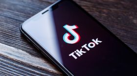 etudiants utilisent tiktok réviser cours histoire