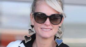 Le nouveau compagnon de Laeticia Hallyday mal à l'aise face à sa fortune