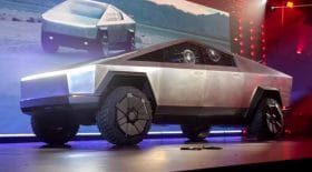 Tesla vit un véritable drame lors de la présentation de son Cybertruck