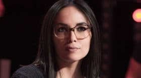 Agathe Auproux très sexy en cuir