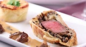 filet-de-boeuf-en-croute-une-recette-croustillante-et-terriblement-savoureuse-pour-noel