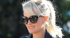 laeticia hallyday pete plomb avion plein