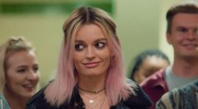 la ressemblance incroyable d'Emma Mackey et Margot Robbie