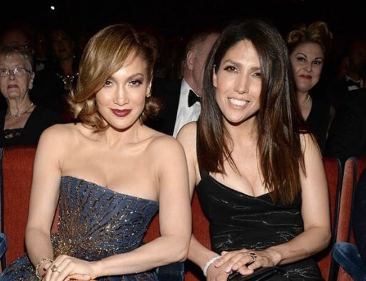 Jennifer Lopez stars