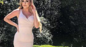 jeune fille amputée chaussures neuves
