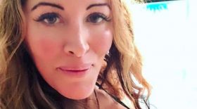 Loana dévoile ses seins sur Instagram