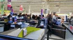 montpellier-geant-casino-vend-des-ecrans-plats-30-e-police-doit-intervenir