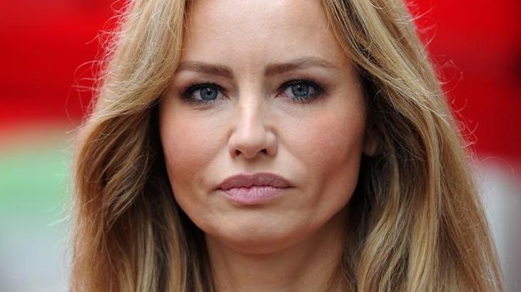 Essayer les lunettes d adriana karembeu 08 image