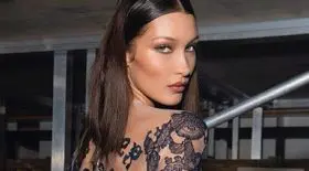 bella-hadid-son-bikini-panthere-enflamme-la-toile