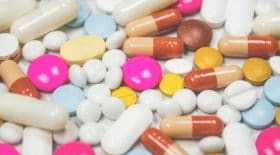 complements-alimentaires-danger-vinpocetine-et-curcuma