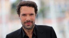 nicolas bedos accusé racisme blague coronavirus