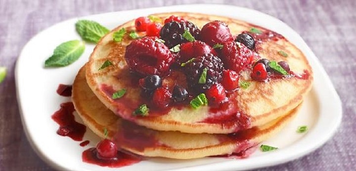 pancakes-vegan-a-la-banane-une-recette-delicieusement-moelleuse