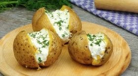pommes-de-terre-farcies-au-fromage-une-recette-reconfortante