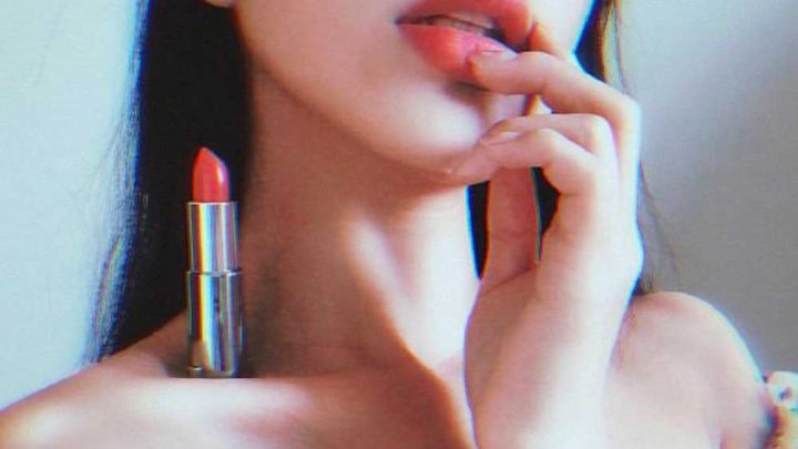 lipstick challenge