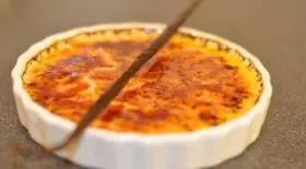 recette-creme-brulee-finesse-du-croquant-a-sen-lecher-doigts