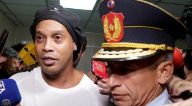 Ronaldinho arrêté avec son frère
