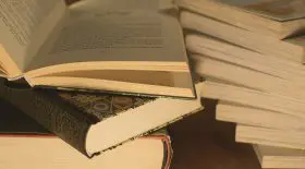 Coronavirus dans les manuels d'histoire