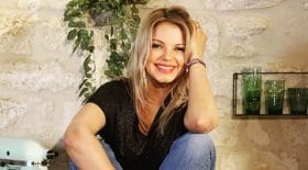 severine-ferrer-son-decollete-plongeant-remonte-le-moral-de-ses-abonnes