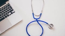 Arnaque d'une fausse médecin