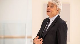 bernard tapie traitement expérimental