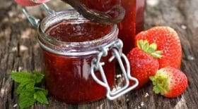 confiture-de-fraises-recette-facile-pour-gourmandise-toute-lannee