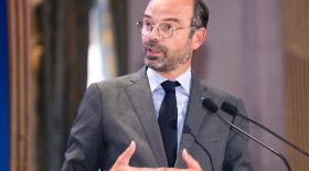 Edouard Philippe et ses talents d'imitateur