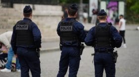 fillette défenestrée violence père