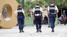 policiers