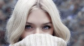 anti-age-decouvrez-cette-partie-du-corps-qui-vieillit-six-fois-plus-vite-que-peau-du-visage