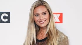 Clara Morgane topless nue