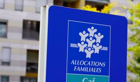 elle-escroque-40-000-e-caf-en-se-declarant-mere-celibataire