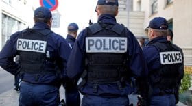 policiers de dos