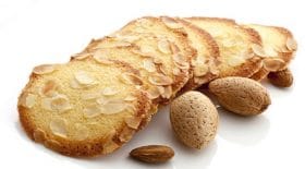 tuiles-aux-amandes-la-gourmandise-ideale-avec-le-the-ou-le-cafe