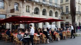 bars coronavirus jeunes