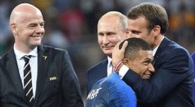 Emmanuel Macron Kylian Mbappé rencontre coupe de la ligue