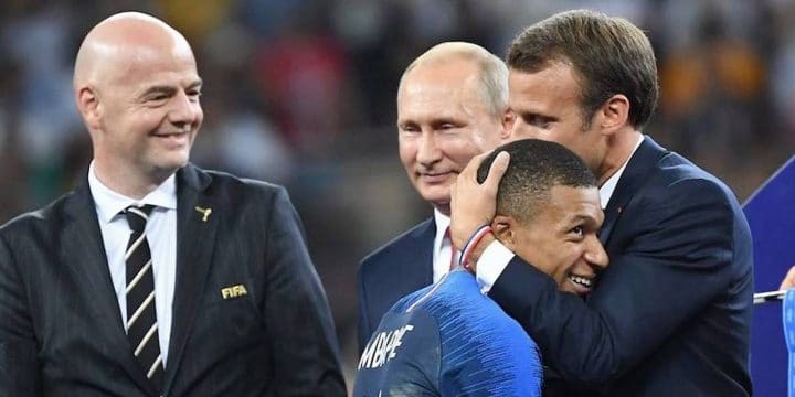 Emmanuel Macron Kylian Mbappé rencontre coupe de la ligue