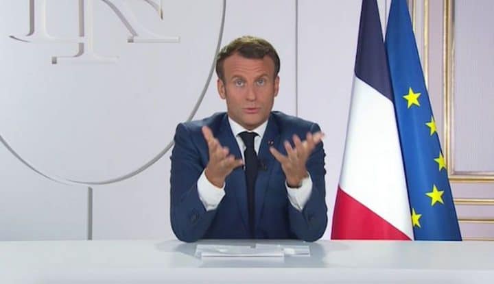 Emmanuel Macron pas de masque gratuit