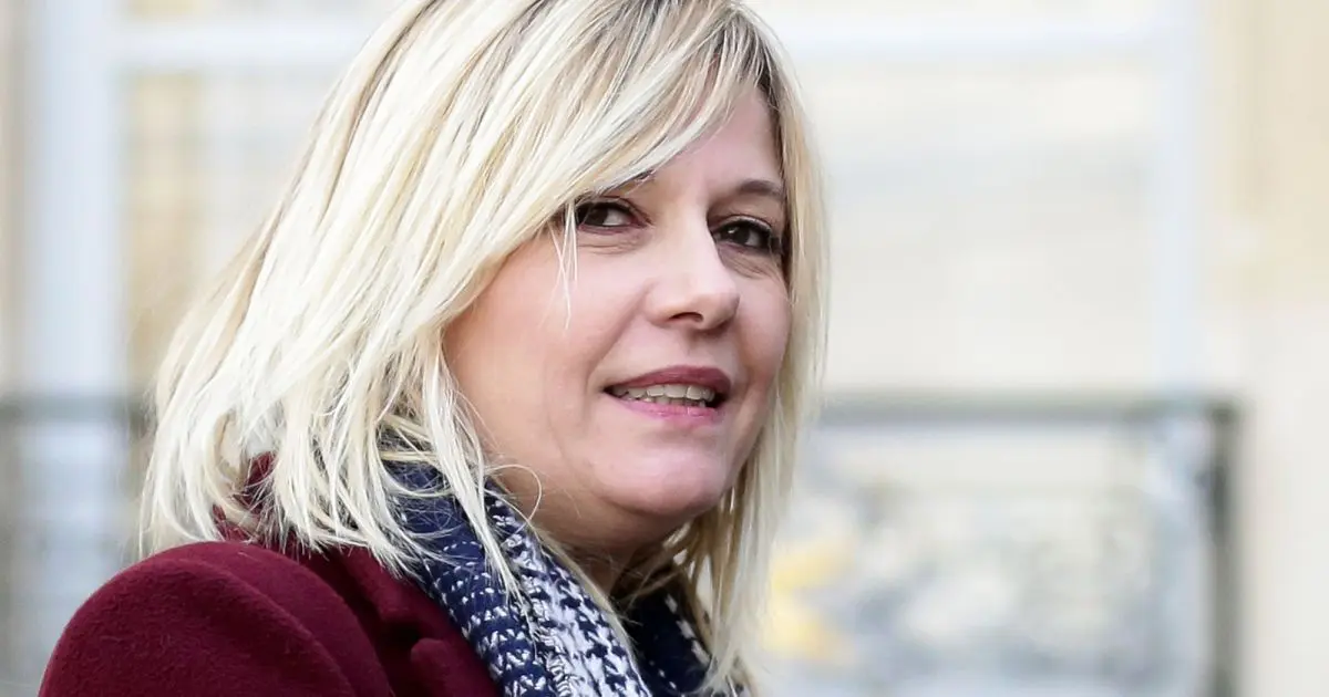 flavie flament topless plage