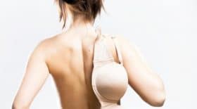 le no bra prend de plus en plus d'ampleur en France