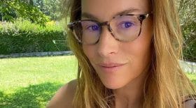 vanessa-demouy-irresistible-en-maillot-de-bain-veronika-loubry-tombe-sous-le-charme