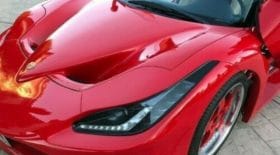 fausse ferrari