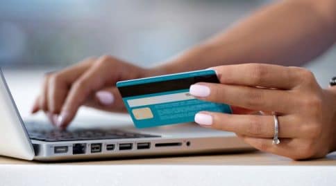 paiement en ligne fraudes carte bancaire baisse