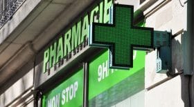 Une pharmacienne donne son avis sur le port du masque obligatoire