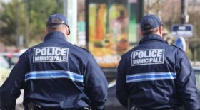 Un homme surpris en train de se masturber à Antibes