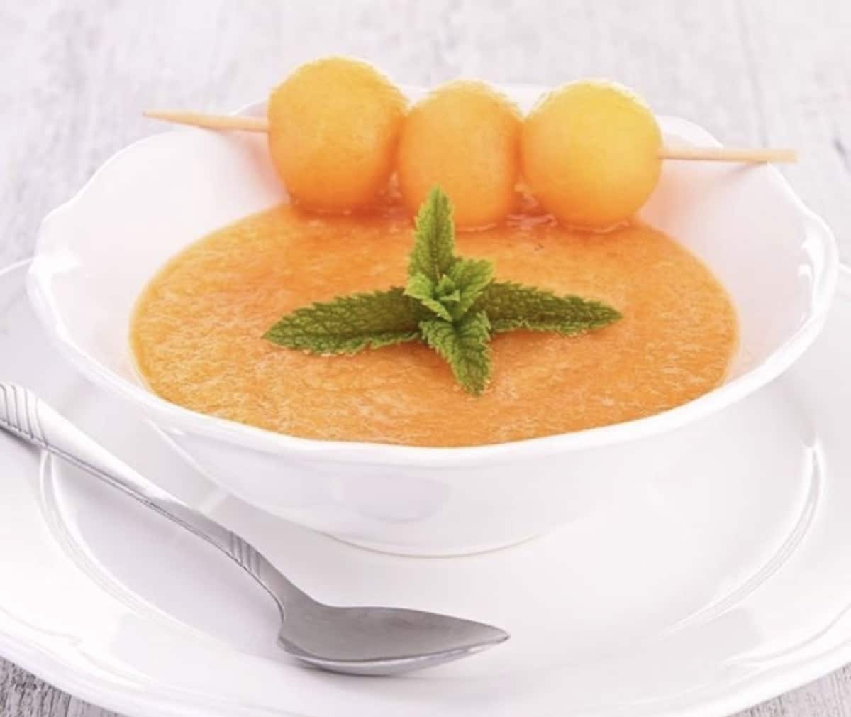 Découvrez la soupe de melon une recette fraîche et légère pour