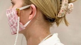 accessoire masque cordon grand-mère